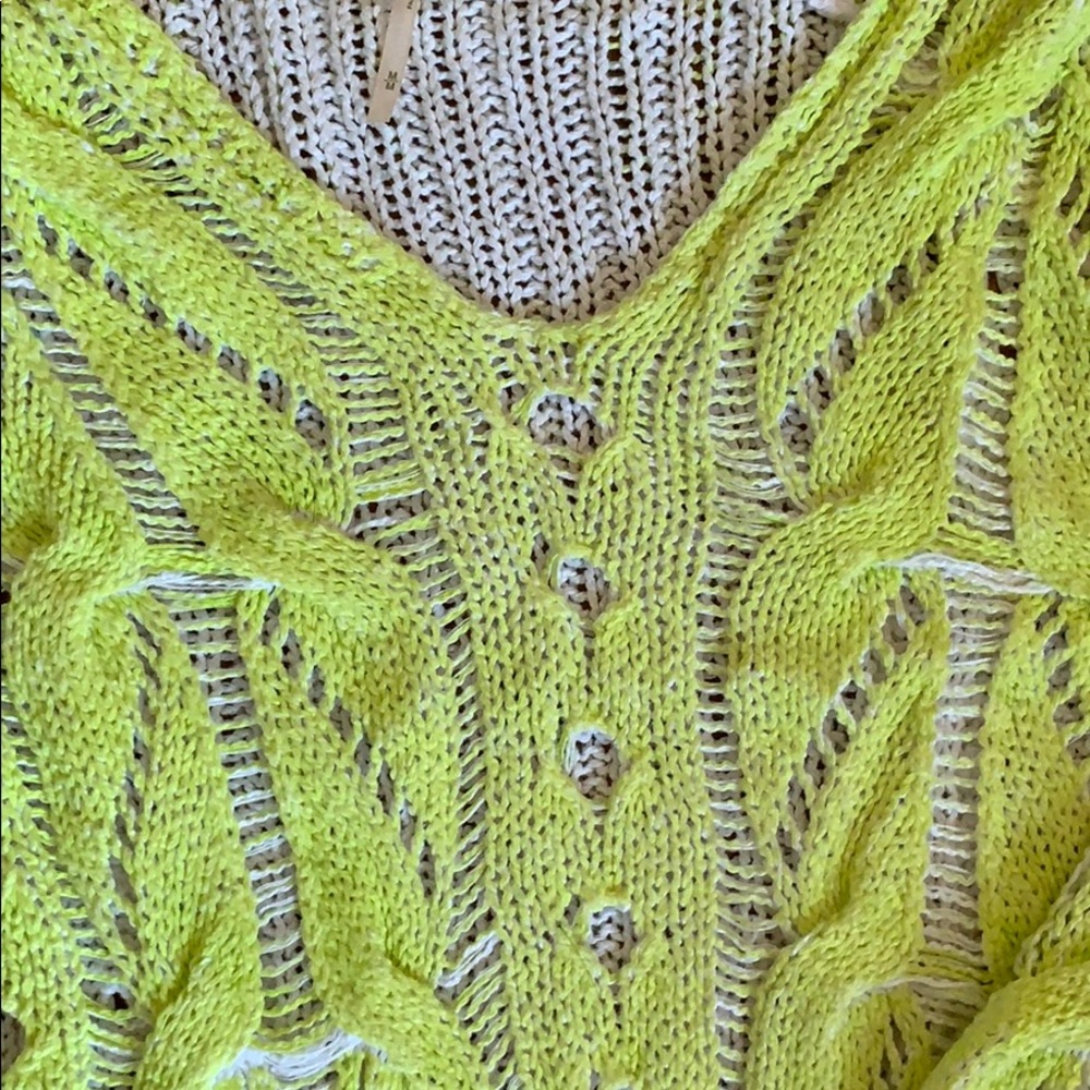 Sweater - Picture 3 of 3